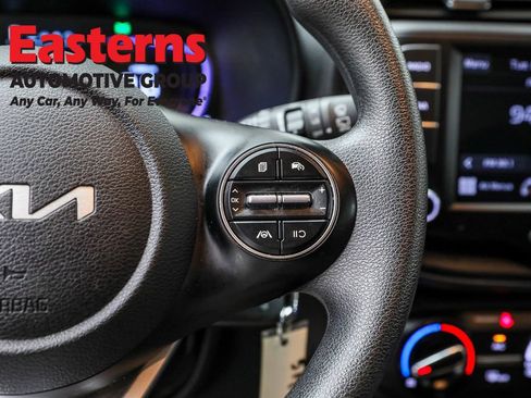 Used 2024 Kia Soul LX w/ Option Group 015 image 16