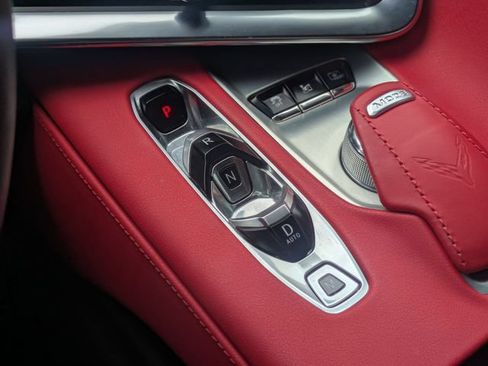 Used 2022 Chevrolet Corvette Stingray Preferred Cpe w/ Z51 Performance Package RWD image 22