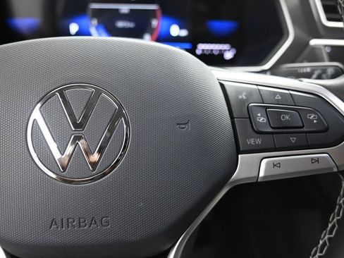 Used 2024 Volkswagen Tiguan S image 14