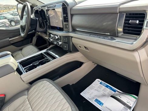 New 2026 Ford F250 Platinum w/ Platinum Plus Package image 23