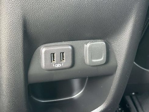 Used 2021 GMC Canyon Elevation w/ High Elevation Package AWD/4WD image 10