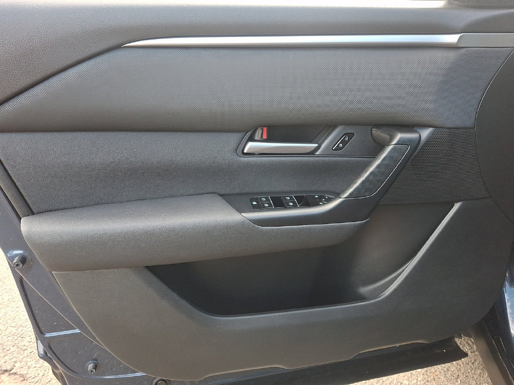 Used 2025 MAZDA CX-50 AWD 2.5 S w/ Weather Package image 12