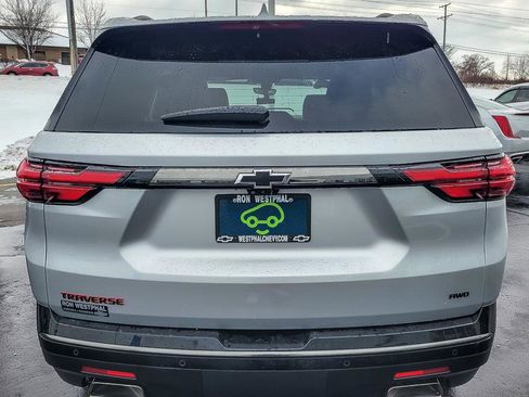 Certified 2022 Chevrolet Traverse Premier w/ Redline Edition image 5