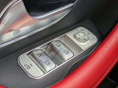 Used 2024 Mercedes-Benz GLE 53 AMG 4MATIC image 25
