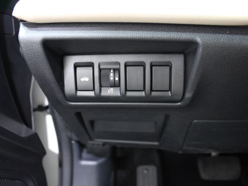 Used 2023 Subaru Legacy Limited AWD/4WD image 8