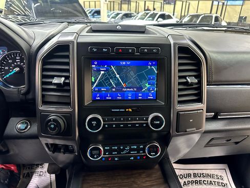 Used 2020 Ford Expedition Platinum image 30