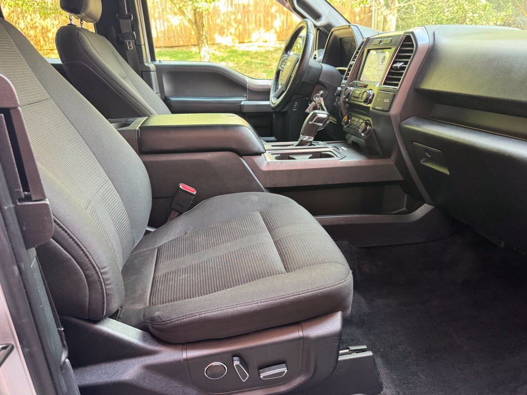 Used 2016 Ford F150 XLT w/ Equipment Group 302A Luxury AWD/4WD image 23