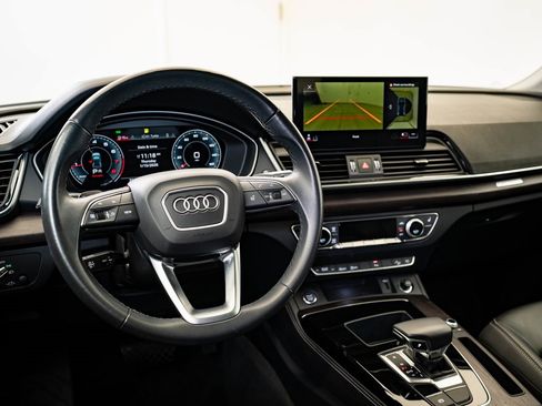 Used 2023 Audi Q5 2.0T Premium Plus w/ Premium Plus Package image 4