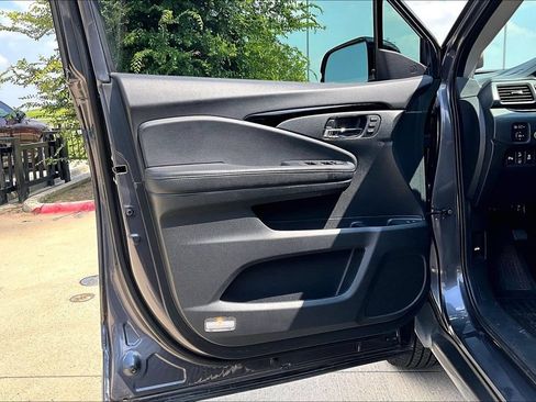 Used 2019 Honda Pilot Elite image 22