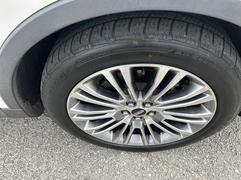 Used 2016 Lincoln MKX Reserve image 57