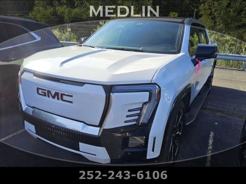 Used 2026 GMC Sierra EV Denali AWD/4WD image 1