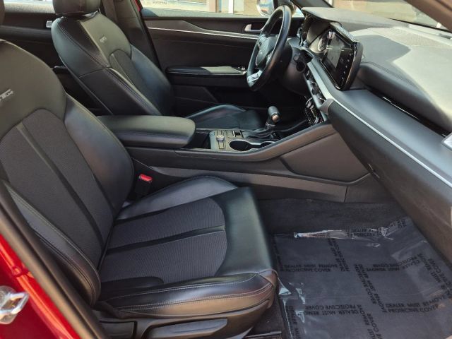 Used 2022 Kia K5 GT-Line FWD image 14