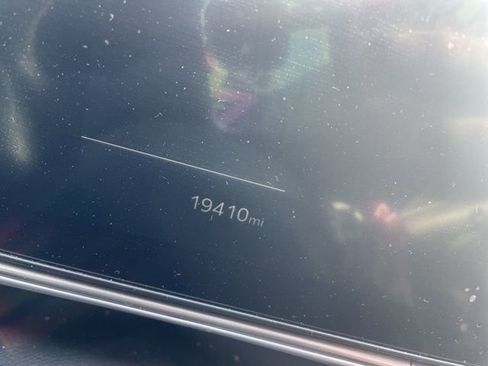 Used 2024 Kia Sorento S w/ Panoramic Sunroof Package image 9