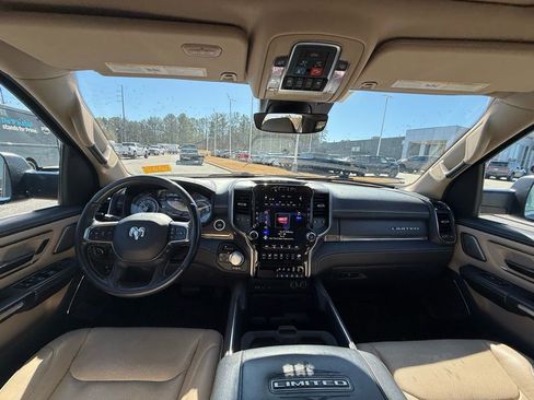 Used 2019 RAM 1500 Limited image 11
