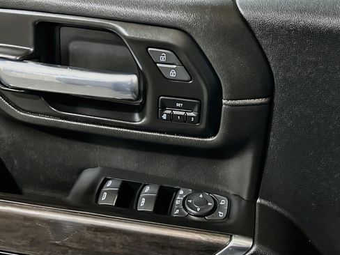 Used 2021 Chevrolet Silverado 2500 LTZ w/ LTZ Plus Package AWD/4WD image 14