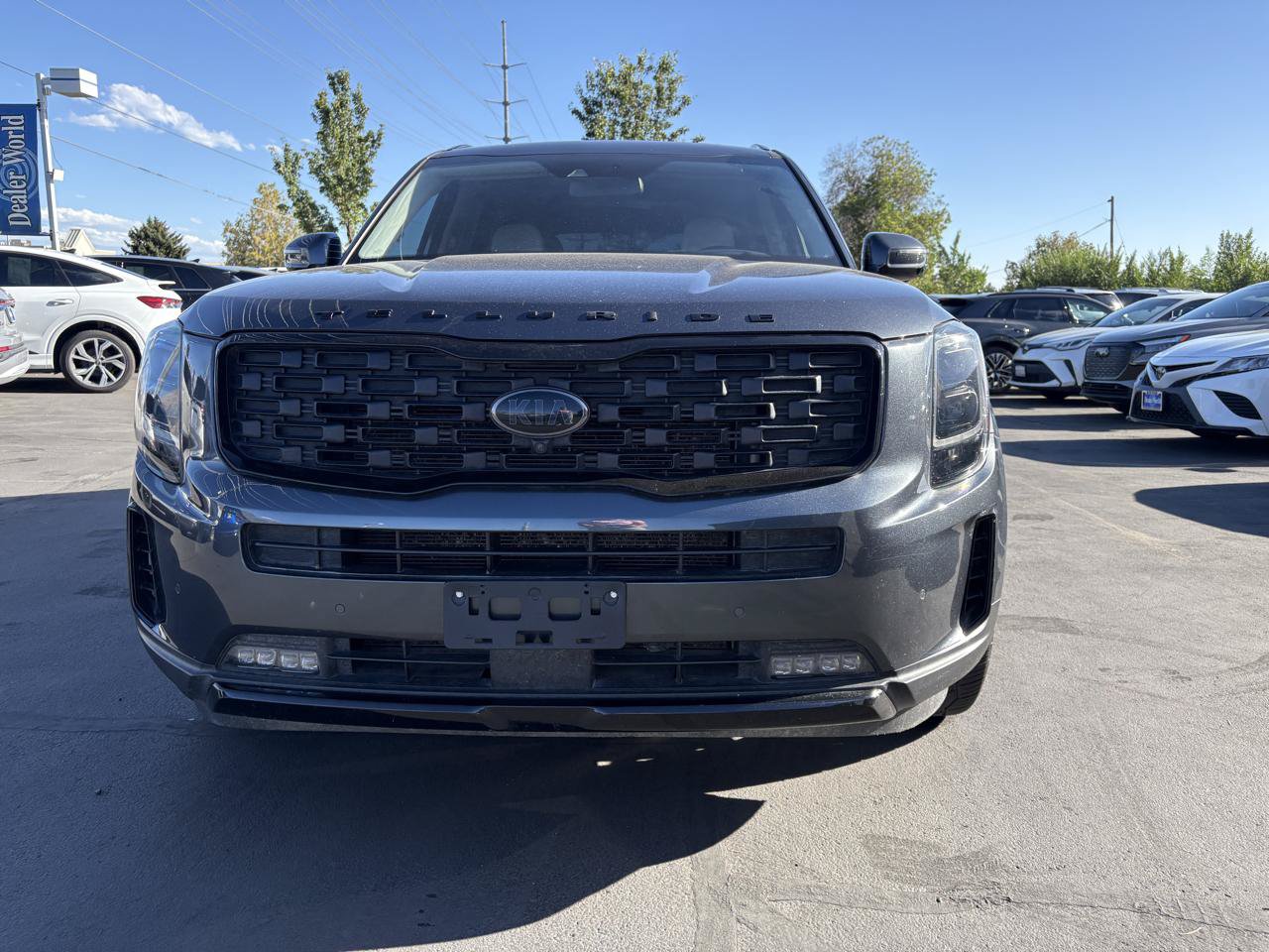 Used 2021 Kia Telluride SX w/ SX Prestige Package AWD/4WD image 2