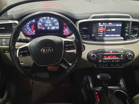 Used 2020 Kia Sorento EX image 22