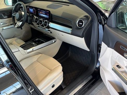 New 2026 Mercedes-Benz GLB 250 4MATIC image 25