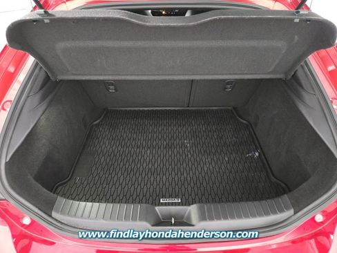 Used 2023 MAZDA MAZDA3 s image 19