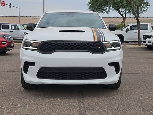 Used 2023 Dodge Durango R/T RWD image 2
