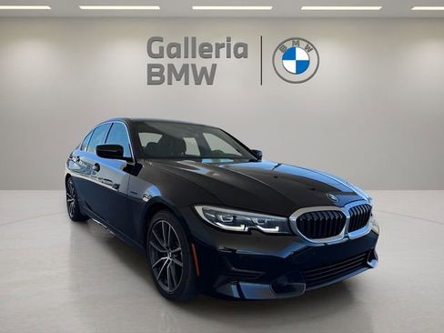 Used 2019 BMW 330i 330i w/ Convenience Package image 4