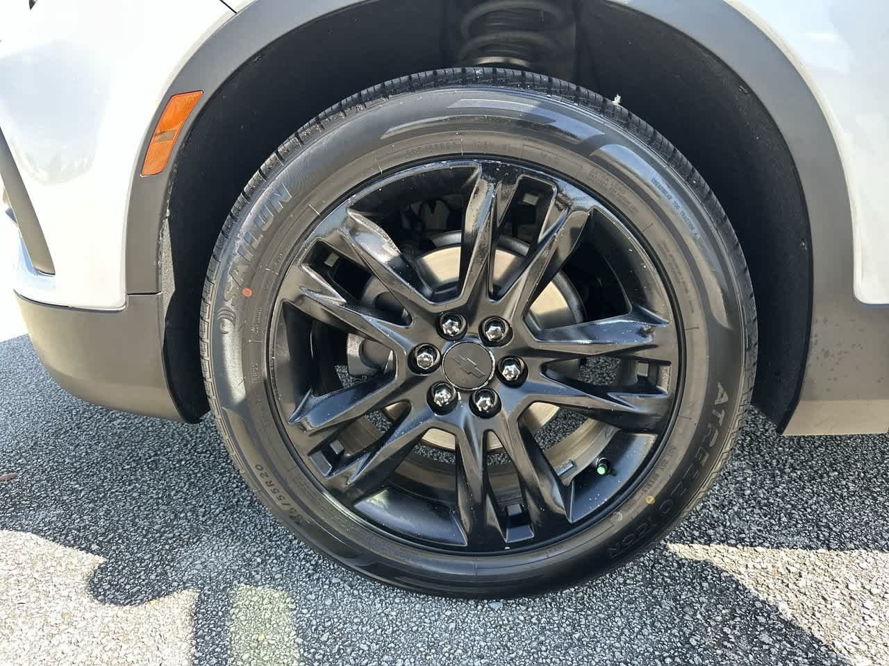 Used 2020 Chevrolet Blazer LT w/ Sound & Technology Package FWD image 29