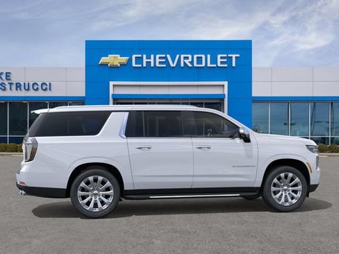 New 2026 Chevrolet Suburban Premier AWD/4WD image 5