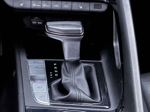 Used 2023 Hyundai Elantra Limited image 23