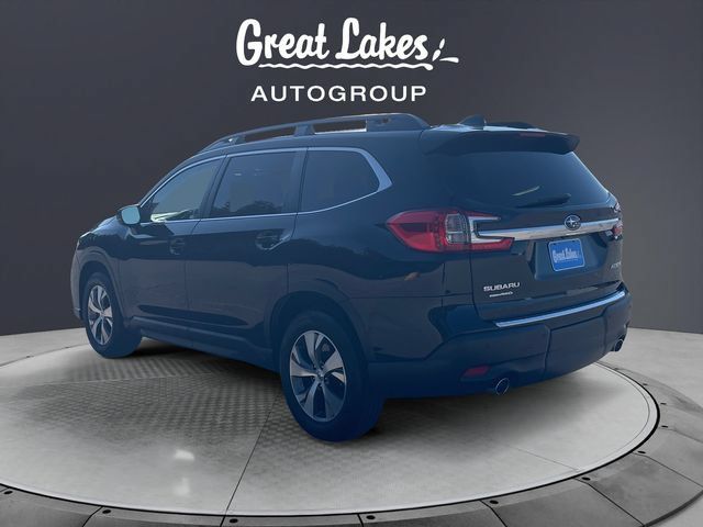 Used 2024 Subaru Ascent Premium w/ Convenience Package AWD/4WD image 3