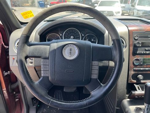 Used 2006 Lincoln Mark LT 4x4 image 10