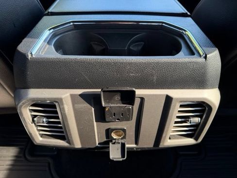 Used 2017 Ford F250 Lariat w/ Tow Technology Bundle AWD/4WD image 12