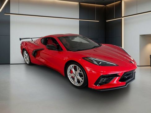 Used 2020 Chevrolet Corvette Stingray Premium Cpe w/ 3LT Preferred Equipment Group RWD image 8
