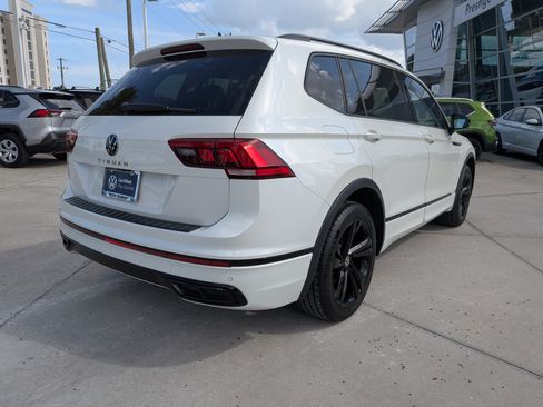 Certified 2023 Volkswagen Tiguan SE R-Line FWD image 3