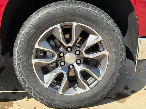 Used 2022 Chevrolet Silverado 1500 LT w/ Texas Edition Plus image 10