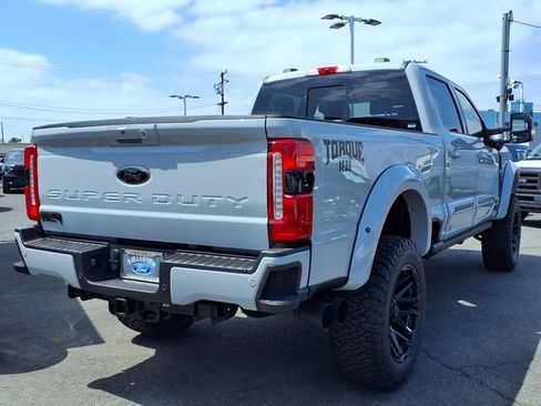 New 2026 Ford F250 Lariat w/ Black Appearance Package AWD/4WD image 4
