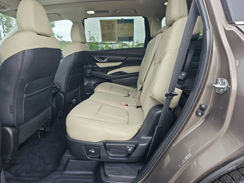 Used 2021 Subaru Ascent Limited w/ Technology Package AWD/4WD image 16