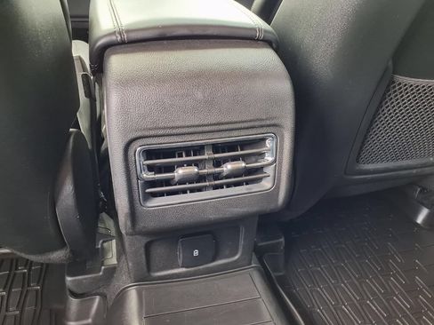 Certified 2025 Lincoln Corsair FWD image 13