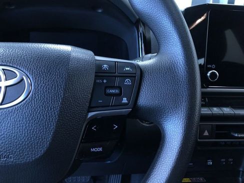 Used 2026 Toyota Camry LE FWD image 27
