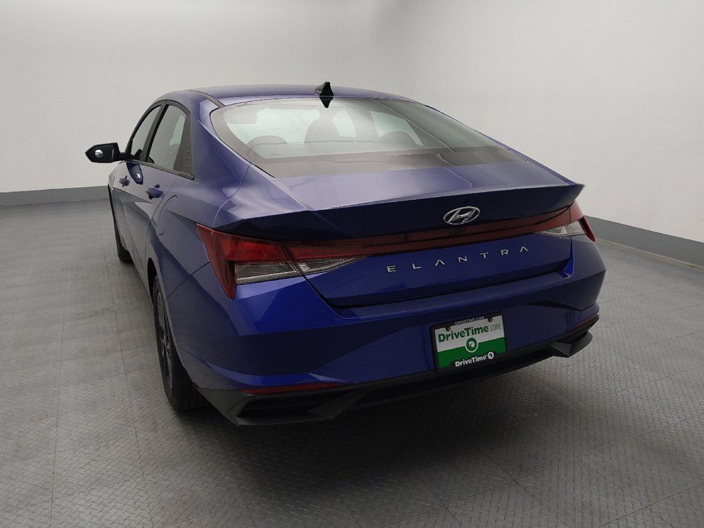 Used 2023 Hyundai Elantra SEL FWD image 6
