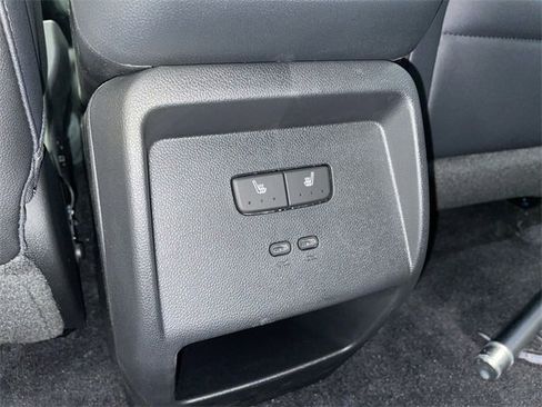 New 2026 Chevrolet Equinox EV LT image 19