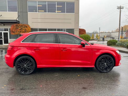 Used 2018 Audi A3 e-tron Prestige w/ Prestige Package image 12