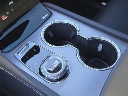 New 2026 Cadillac Vistiq Platinum image 13