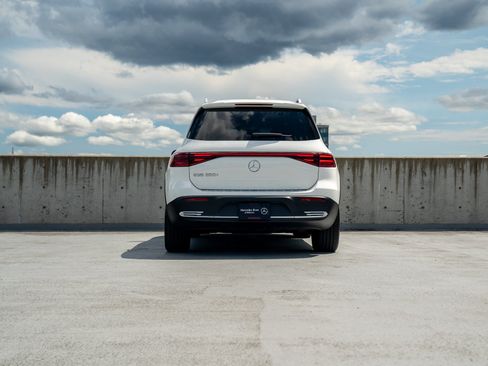 Certified 2024 Mercedes-Benz EQB 250+ image 5