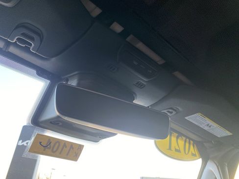 Used 2021 Jeep Wrangler Unlimited Rubicon w/ Trailer Tow Package image 19