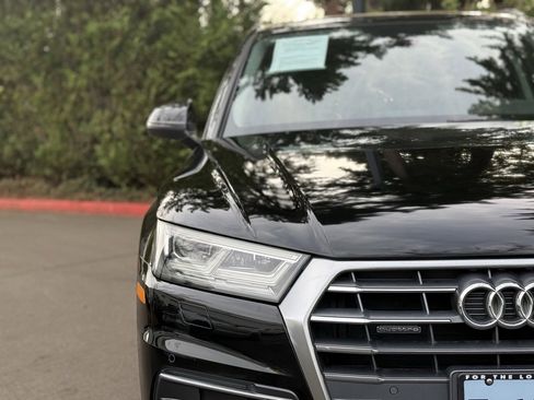 Used 2018 Audi Q5 2.0T Premium Plus w/ Premium Plus Package image 3