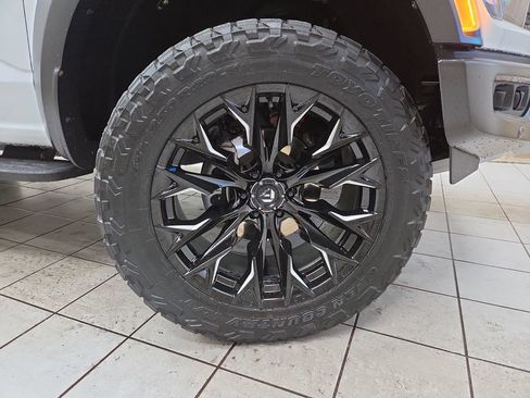 Used 2023 Ford F150 Raptor AWD/4WD image 9