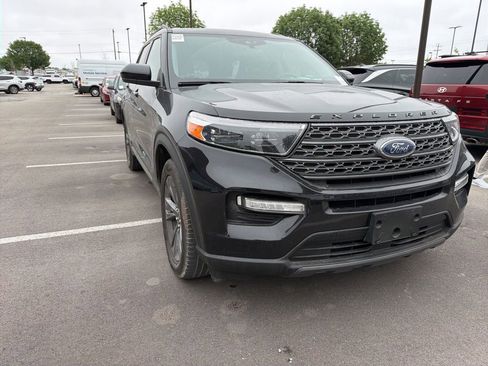 Used 2022 Ford Explorer XLT w/ Equipment Group 202A RWD image 1