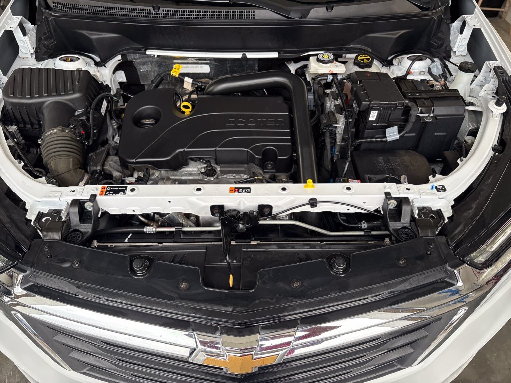 Used 2024 Chevrolet Equinox LT FWD image 30