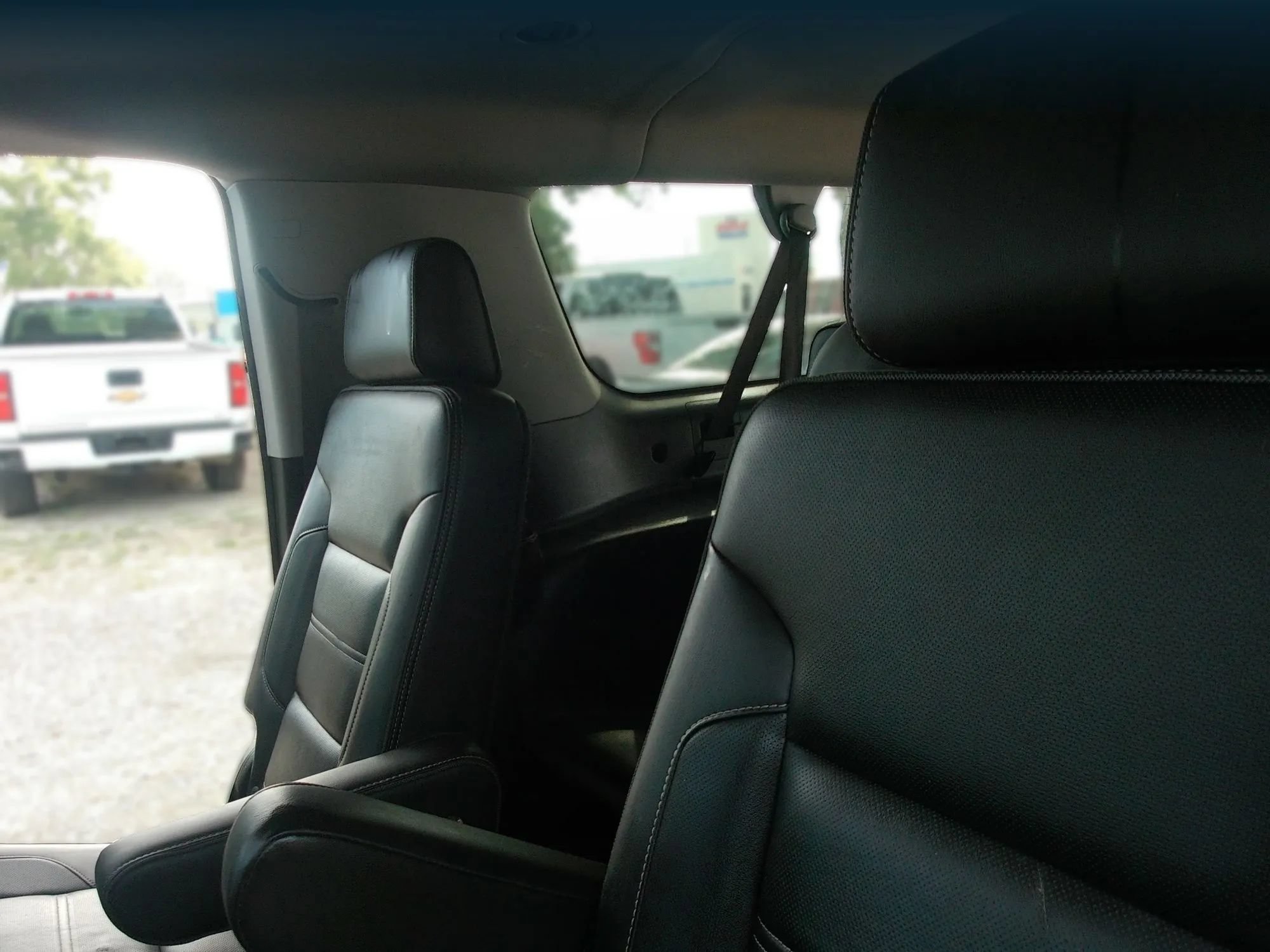 Used 2015 GMC Yukon XL Denali w/ Open Road Package RWD image 34