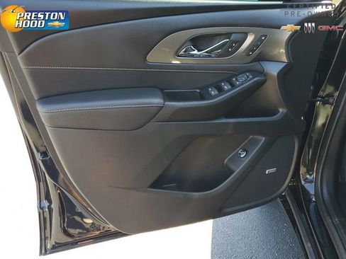 Certified 2023 Chevrolet Traverse Premier w/ Redline Edition image 21